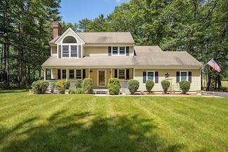 290 Mendell Rd, Rochester, MA 02770