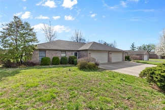 1078 Aaron Dr, Jackson, MO 63755