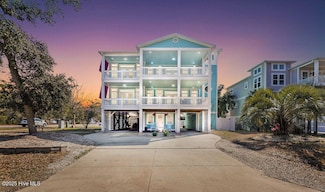 102 SE 68th St, Oak Island, NC 28465