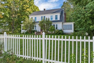 6 Arch St, Northfield, NH 03276