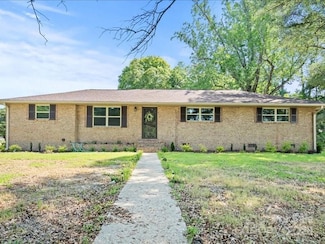 136 Chester Park Cir, Chesterfield, SC 29709