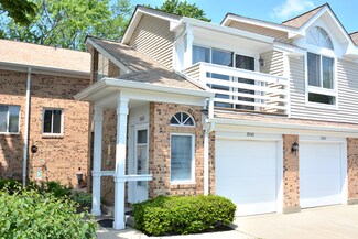 1065 Courtland Dr Unit 18, Buffalo Grove, IL 60089