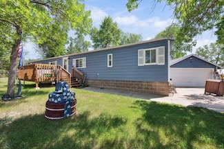 1512 Sharp Dr, Rapid City, SD 57703