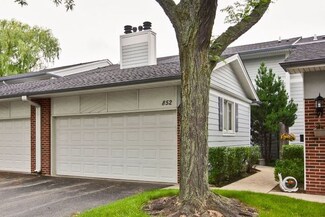 852 Swallow St Unit 594, Deerfield, IL 60015
