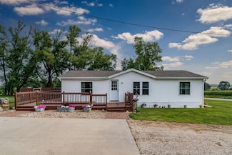 20361 J Ave, Holland, IA 50642
