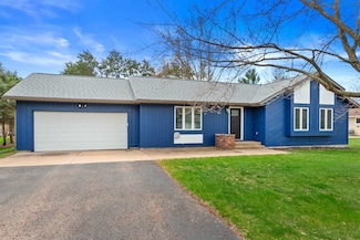 3160 Katherine Cir, Plover, WI 54467