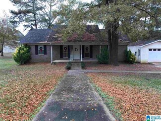 75 Tanglewood Ln, Sumiton, AL 35148