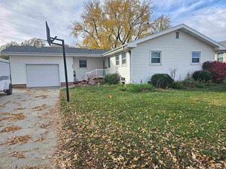 1013 N 7th St, Norfolk, NE 68701
