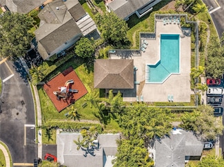 20709 NW 1st St, Pembroke Pines, FL 33029
