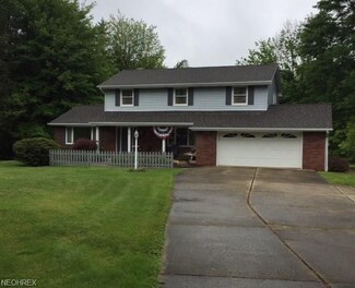 1079 Webb Rd, Mineral Ridge, OH 44440
