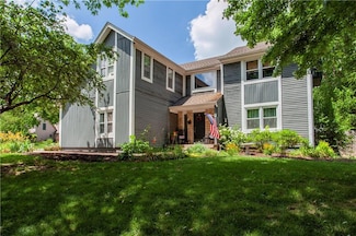 16024 W Beckett Ln, Olathe, KS 66062