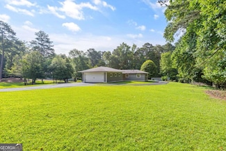 4847 Lakewood Dr, Acworth, GA 30101