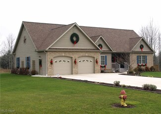 7751 Buttonwood Ln, Ashtabula, OH 44004