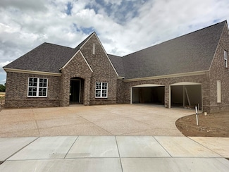 10176 Conner Field Ln, Lakeland, TN 38002