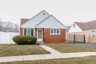 1136 N Taft Ave, Berkeley, IL 60163