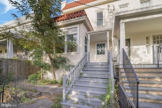 5135 Macarthur Blvd NW, Washington, DC 20016