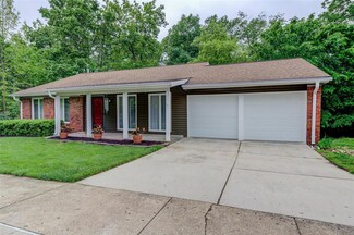 821 Country Stone Dr, Ballwin, MO 63021