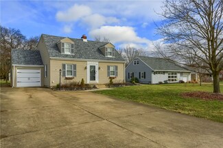 404 Baker Dr, Aliquippa, PA 15001