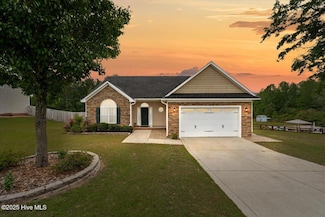 153 Home Stretch Ln, Raeford, NC 28376