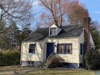 18 Mountain View Rd, Flint Hill, VA 22627