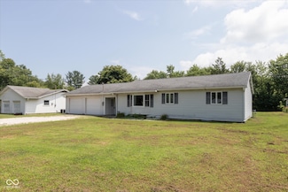 2724 N Smith Pike, Bloomington, IN 47404