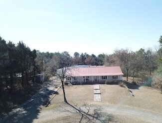 659 Hardway Rd, Clinton, AR 72031