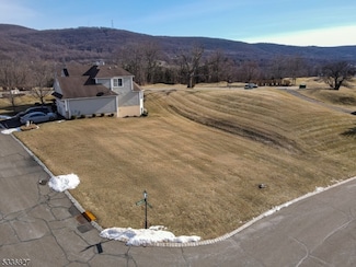 3 Wentworth Ct, Hardyston, NJ 07419