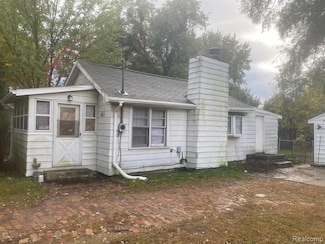 4127 Coggins Ave, Flint, MI 48506