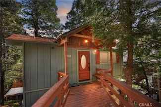 859 Poe Ct, Lake Arrowhead, CA 92352