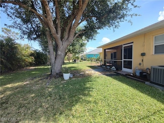 1418 SE 24th Ave, Cape Coral, FL 33990