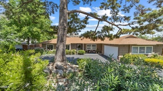 2030 N Altadena Dr, Pasadena, CA 91107