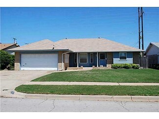 2421 SW 82nd St, Oklahoma City, OK 73159