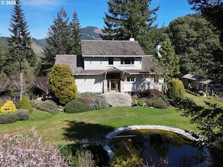97137 N Bank Rogue River Rd, Gold Beach, OR 97444