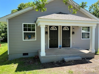 728 E Pine St, Lincolnton, NC 28092