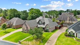 2312 Pinehurst St, Tyler, TX 75703