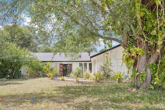155 Old Tamiami Trail, Naples, FL 34110