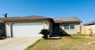 14661 Walker Rd, Porterville, CA 93257