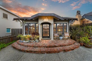 31 Rockview Dr, Santa Cruz, CA 95062