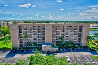 6866 Huntington Ln Unit 8060, Delray Beach, FL 33446