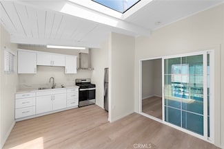 525 Catalina St Unit B, Laguna Beach, CA 92651