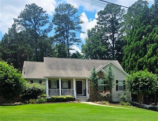 60 Stonehedge Dr, Buford, GA 30518
