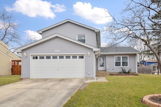 2S581 Cynthia Dr, Warrenville, IL 60555