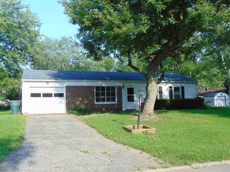 1706 N Maddox Dr, Muncie, IN 47304