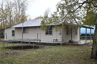 207 James St, Bunkie, LA 71322