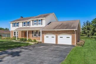 3662 Hazelton Etna Rd SW, Pataskala, OH 43062