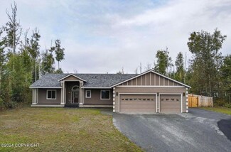 4252 S Pinnacle Peak Dr, Wasilla, AK 99623
