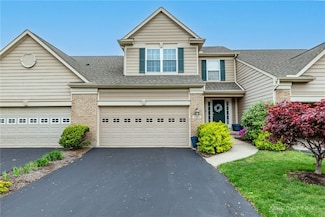 2540 Greenside Dr Unit 69, Beavercreek, OH 45431