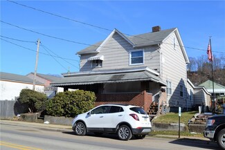 816 5th Ave, Ford City, PA 16226