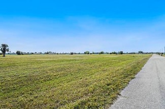 2016 NE 17th Terrace, Cape Coral, FL 33909
