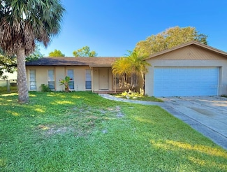 810 Royal Palm Dr, Kissimmee, FL 34743